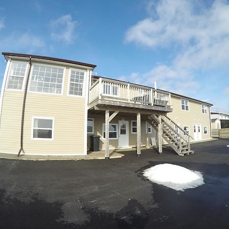 Admiral'S Quay Motel & Suites Saint John Exterior photo